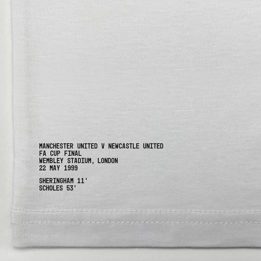 1698197137 220599 manchester united corner white 131134