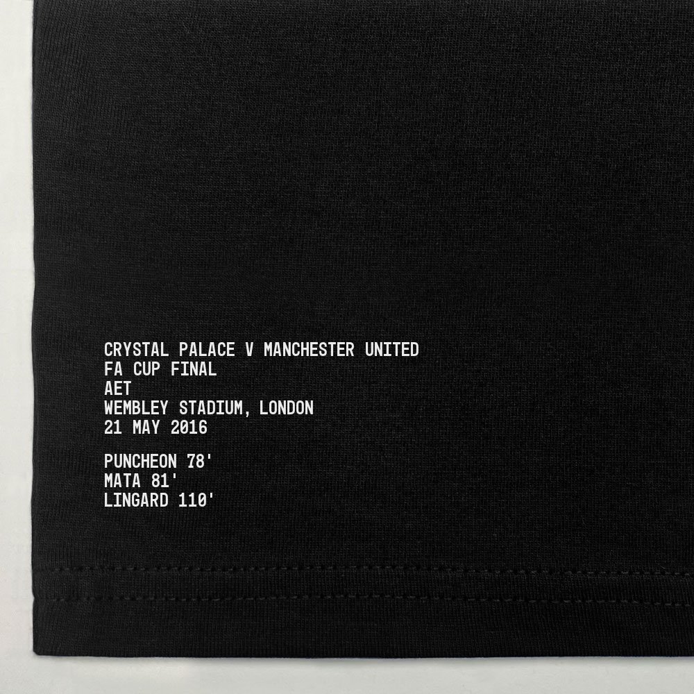 1698197378 210516 manchester united corner black 131113